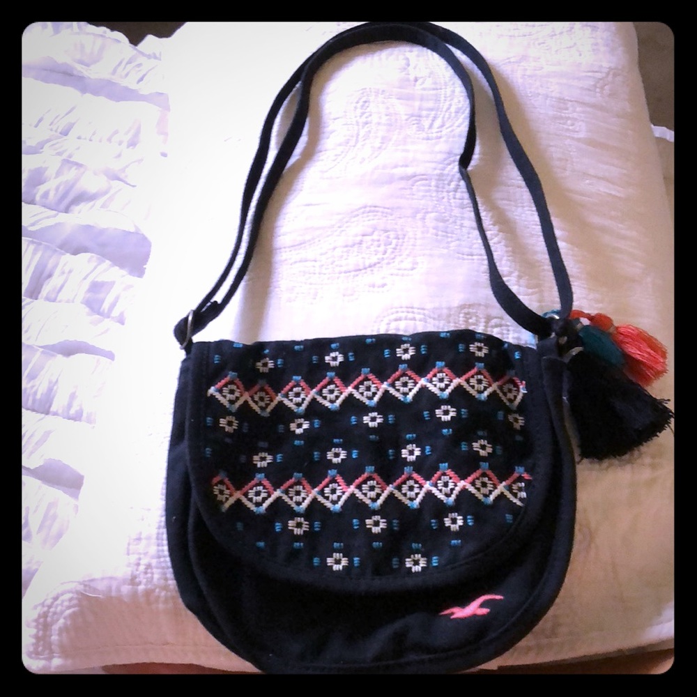 Hollister purse
